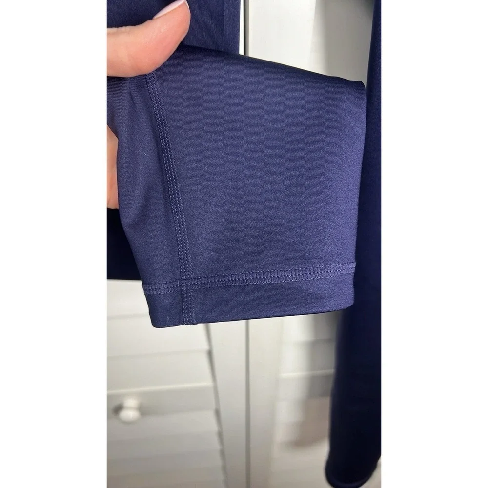 Athleta Westchester Chaturanga Reversible Leggings Size Large Navy & Blue Print - Picture 6 of 12